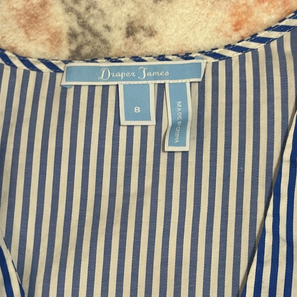 Draper James, size 8, Blue Striped Women's Top - Picture 3 of 3